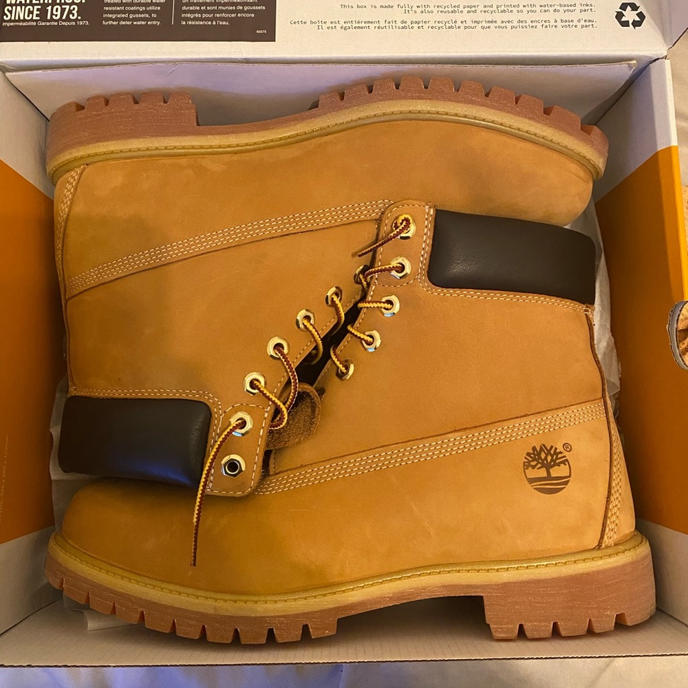 Timberland Premium 6 inch. Waterproof Constructions.